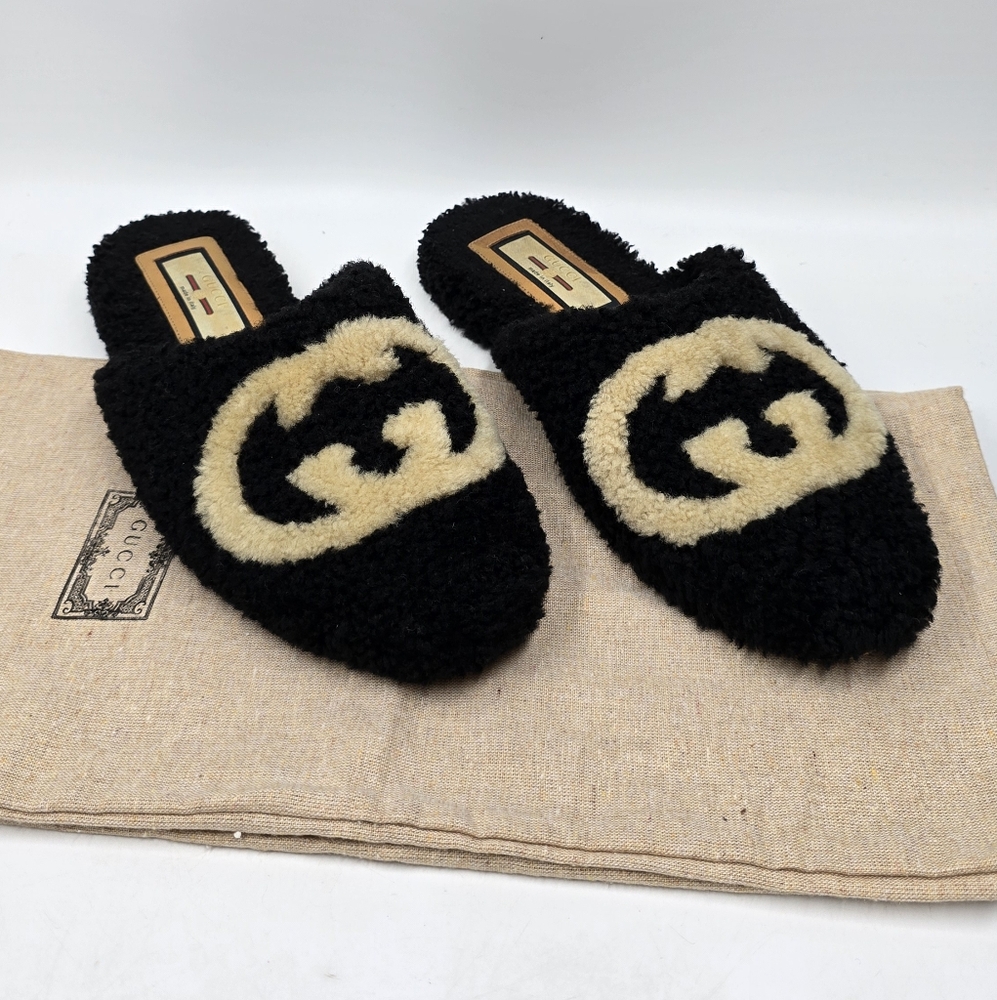 Gucci Eileen Interlocking Gg Shearling Slippers - image 1